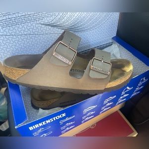Birkenstock Arizona Slides (Mocca)